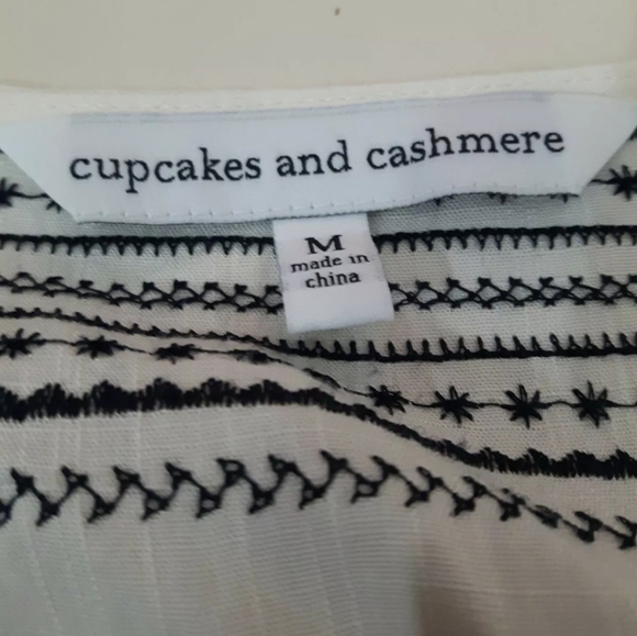 Host Pick size M Cupcake And Cashmere tunic dress - Picture 8 of 16